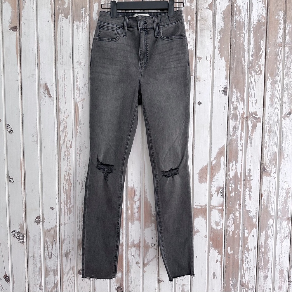 Madewell Curvy High-Rise Skinny Jeans | Dark Gray Faded Black | Size 24